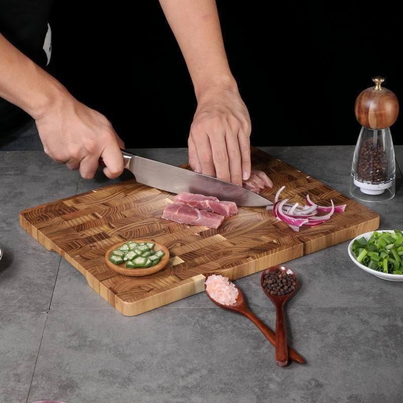 Wooden cutting board